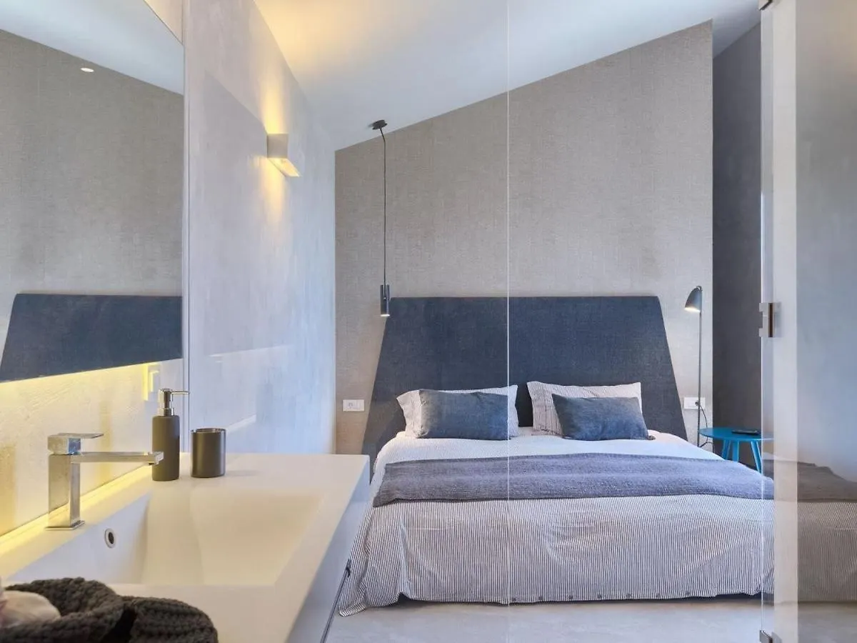 Villa Meryema - Excellent Villa With Sea View Porec Croatia
