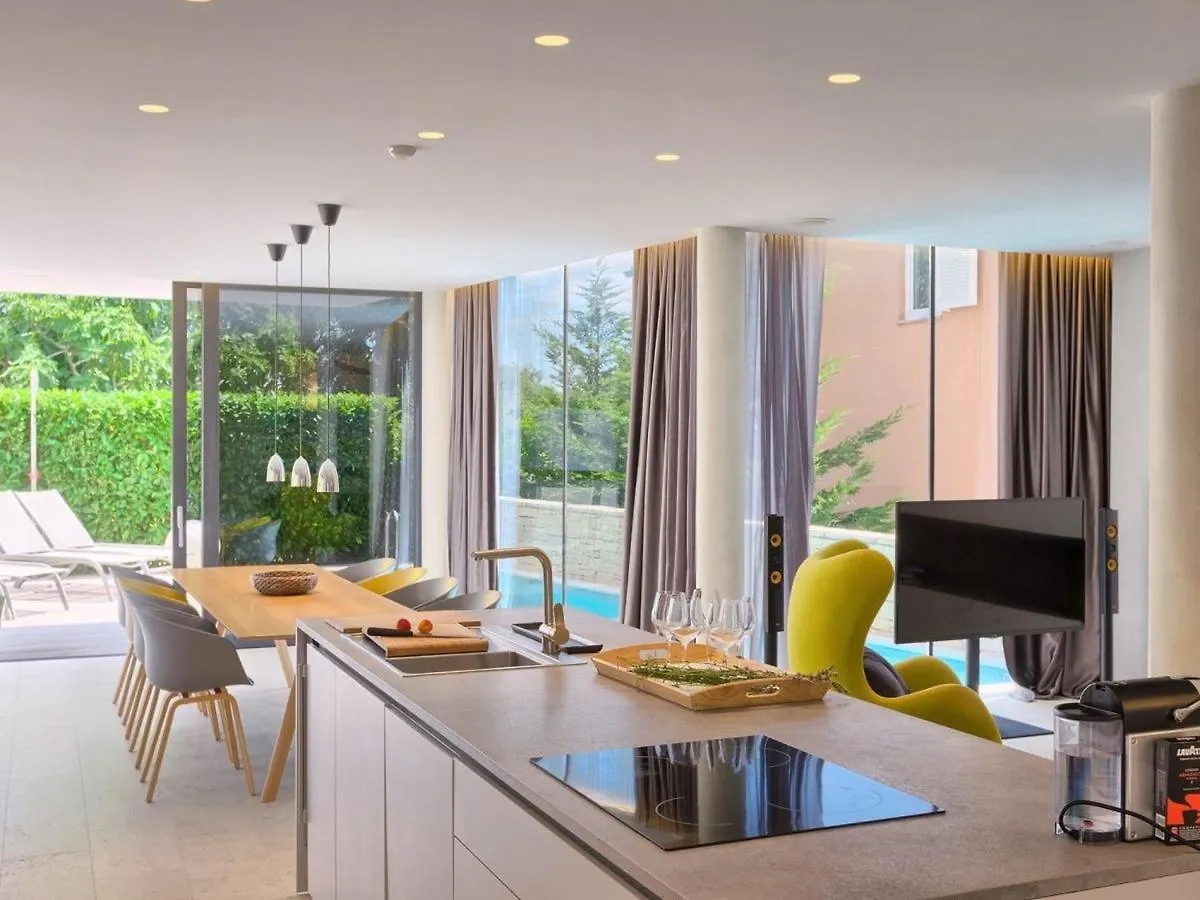 Villa Meryema - Excellent Villa With Sea View Porec 0*,  Croatia
