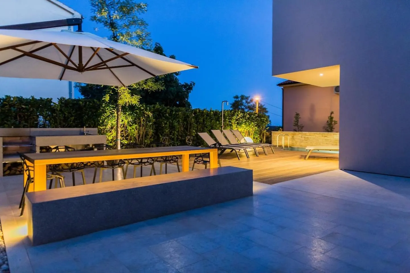 Villa Meryema - Excellent Villa With Sea View Porec