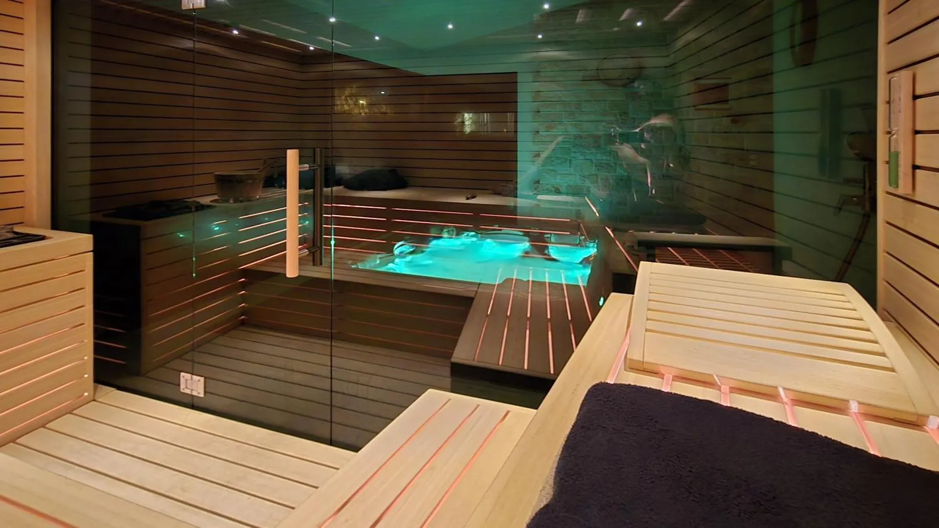 Villa Meryema - Excellent Villa With Sea View Porec