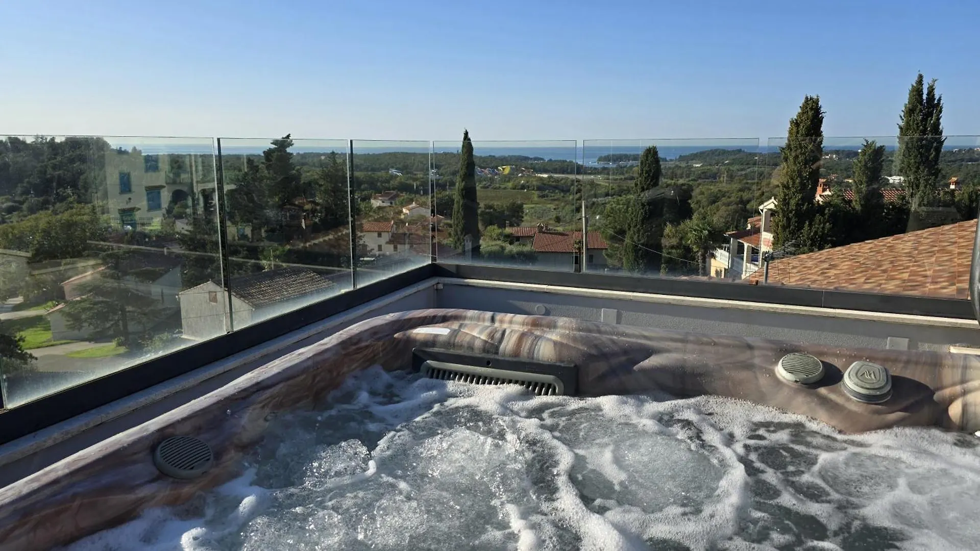 Villa Meryema - Excellent Villa With Sea View Porec Croatia