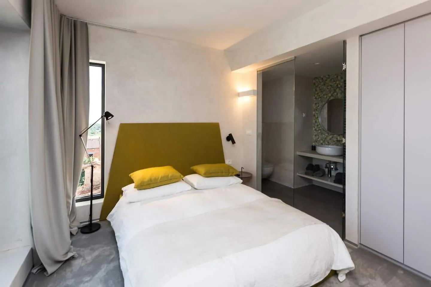Villa Meryema - Excellent Villa With Sea View Porec 0*,
